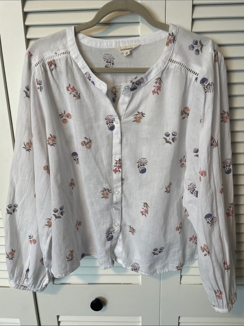 Lucky Brand White Button-Front Floral Peasant Top